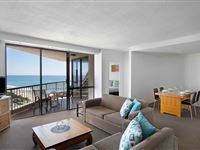 1 Bedroom Apartment Lounge-Paradise Centre Apartments
